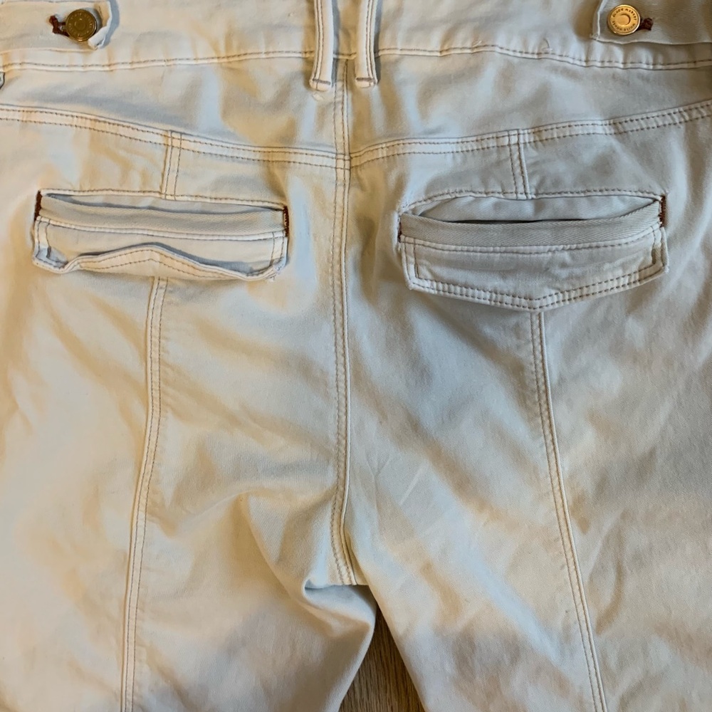 White House Black Market Womens Lightweight Cream Pants. Super Comfy Size 8 EUC - Picture 5 of 8